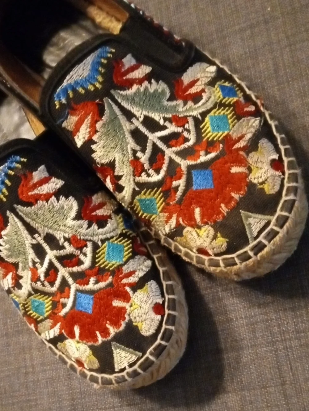 Johnny Was Catopsia embroidered sneaker espadrilles